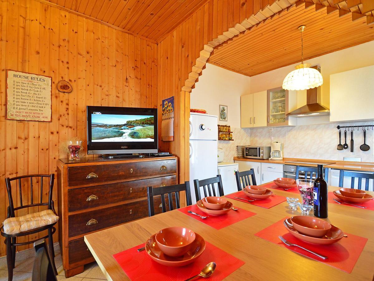 Holiday Home Lorraina Štivan Екстериор снимка