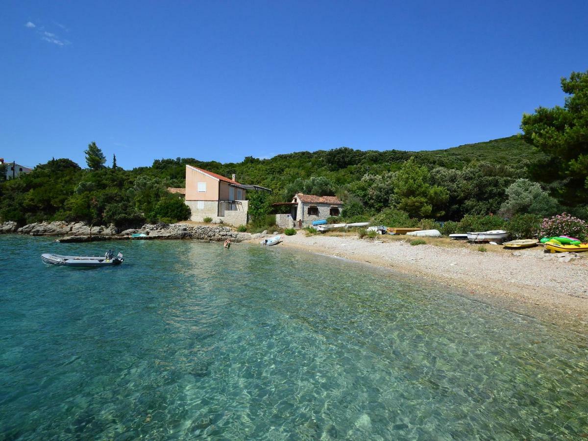 Holiday Home Lorraina Štivan Екстериор снимка