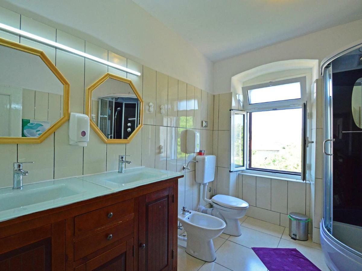 Holiday Home Lorraina Štivan Екстериор снимка